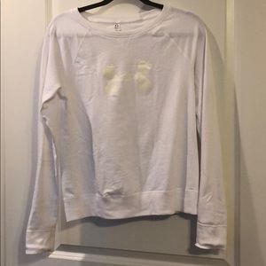 Under Armor all season gear sweatshirt